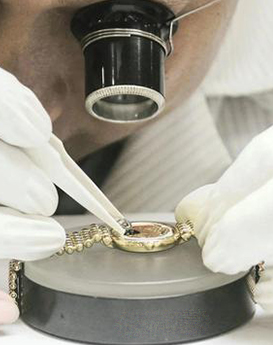 波菲里奥·琼斯-上海萧邦维修服务中心制表师